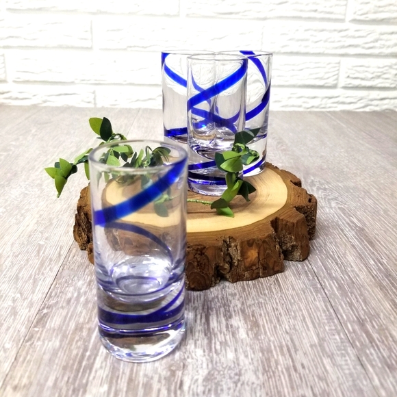 Swirling cobalt blue handblown shot/cordial glasses set of 4 - Picture 3 of 8